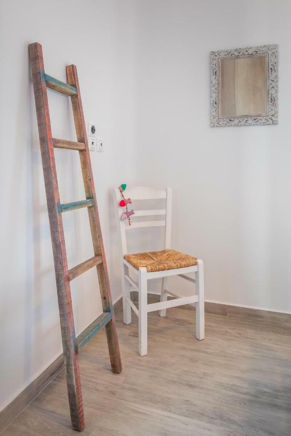 Milian Suite Adamantas  Esterno foto